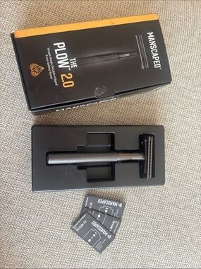 Manscaped The Plow 2.0 Single Blade Double-Edged Face Safety Razor Black